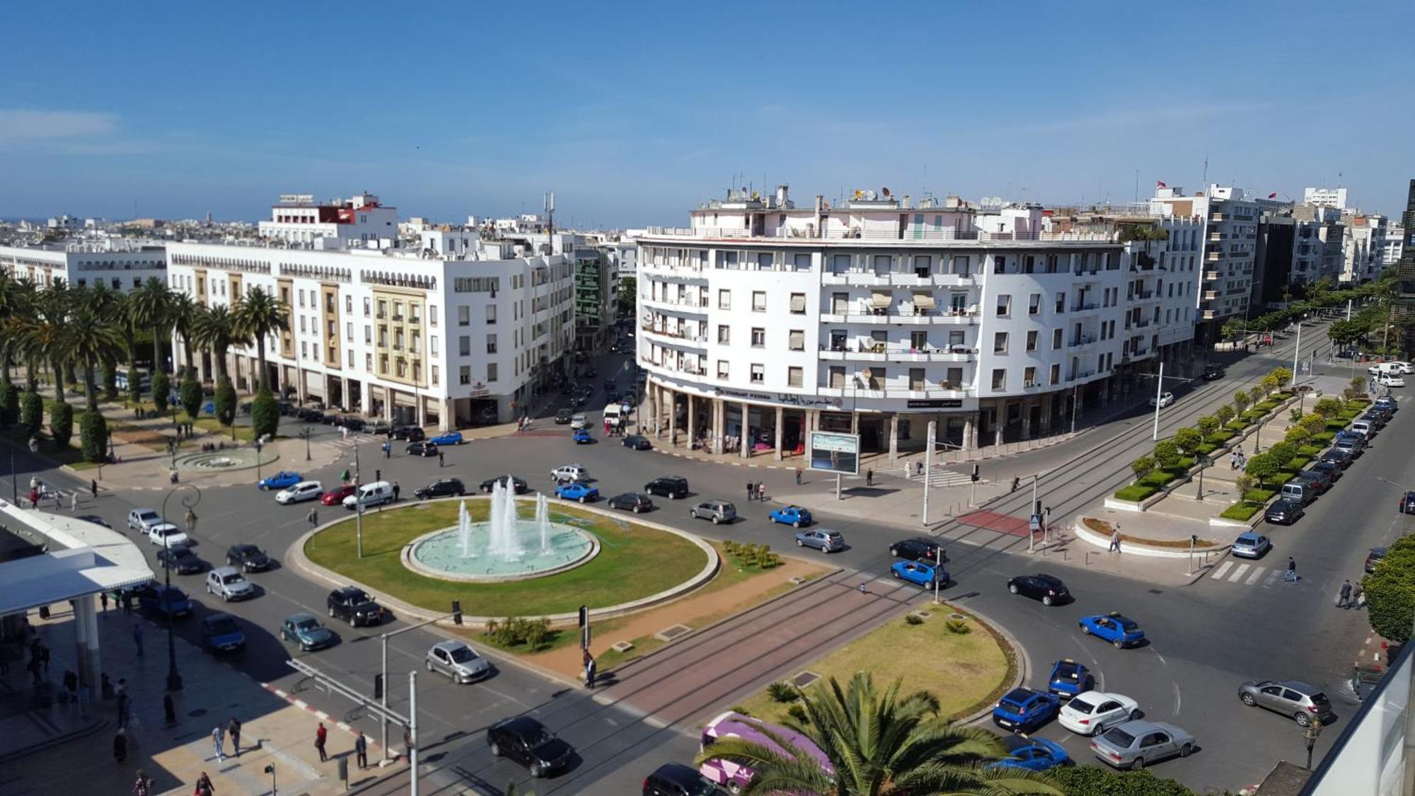 Appartement Agreable Avec 2 Tres Belles Terrasses Au Coeur De Rabat Exterior foto